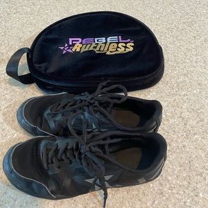 Rebel Ruthless cheer shoes 6.5